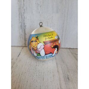 Vintage 1981 kermit Santa Mrs piggy stain ball ornament Xmas